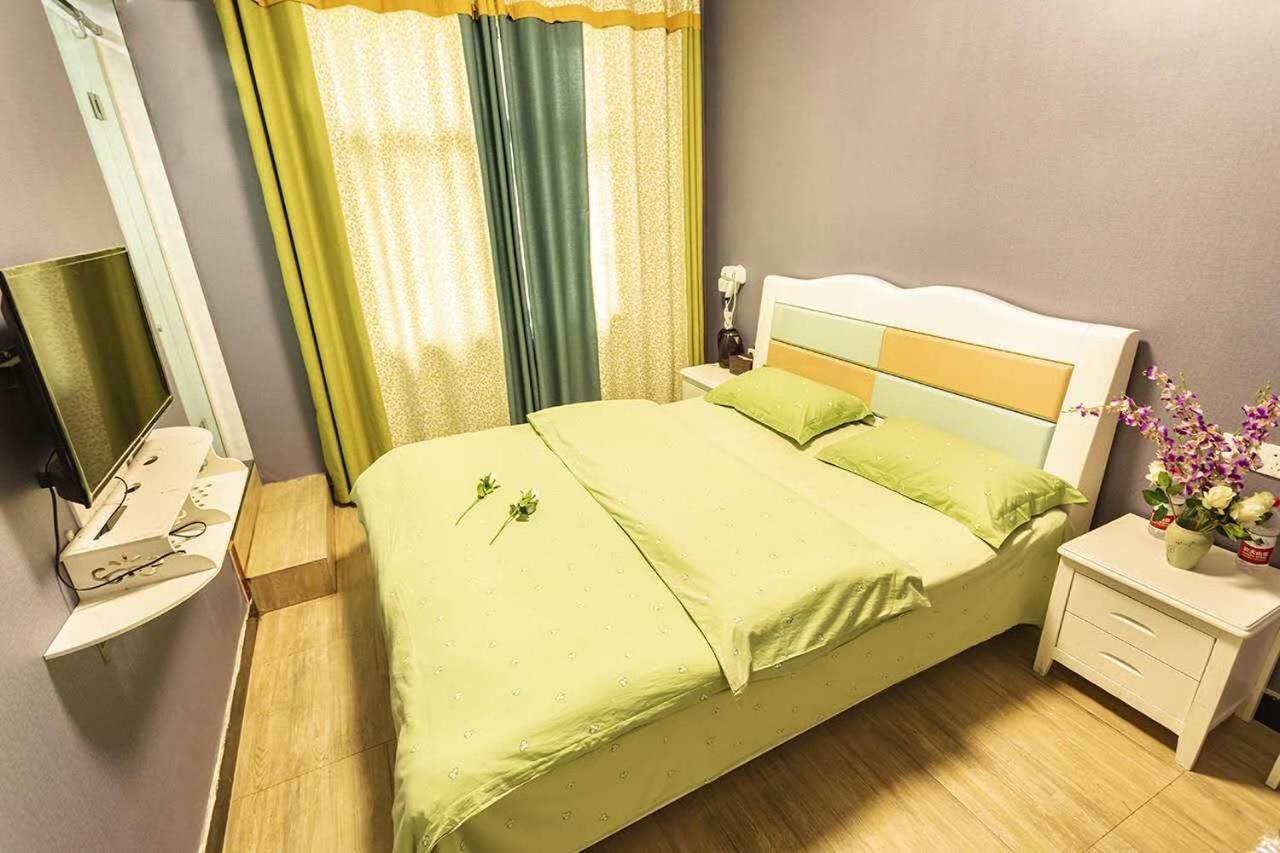Huanlesong Youth Hostel ووهان المظهر الخارجي الصورة