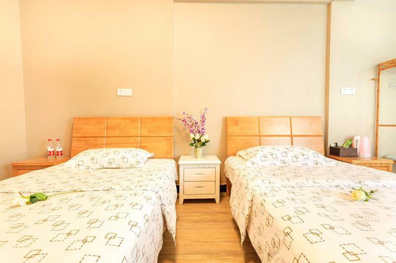 Huanlesong Youth Hostel ووهان المظهر الخارجي الصورة