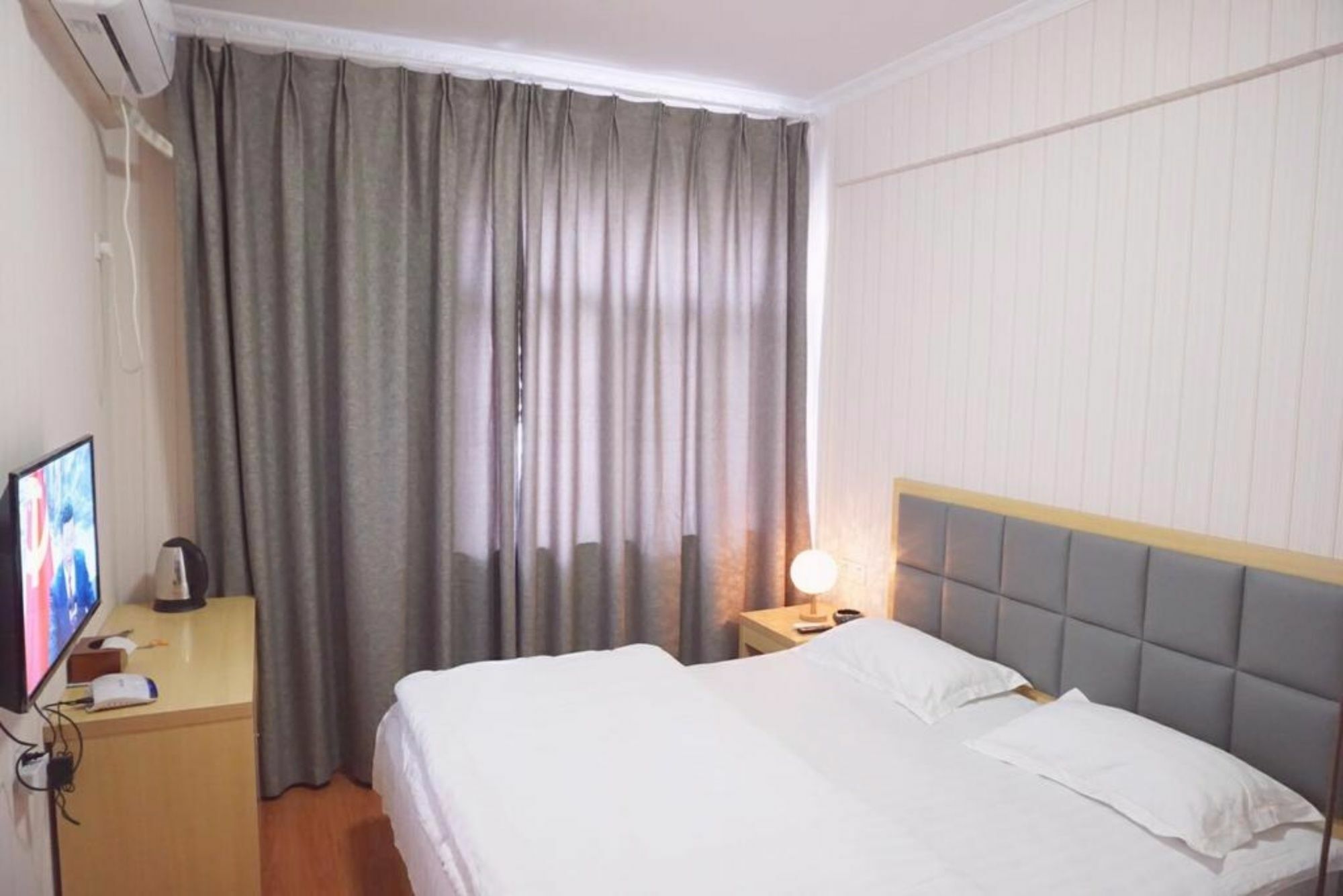 Huanlesong Youth Hostel ووهان المظهر الخارجي الصورة