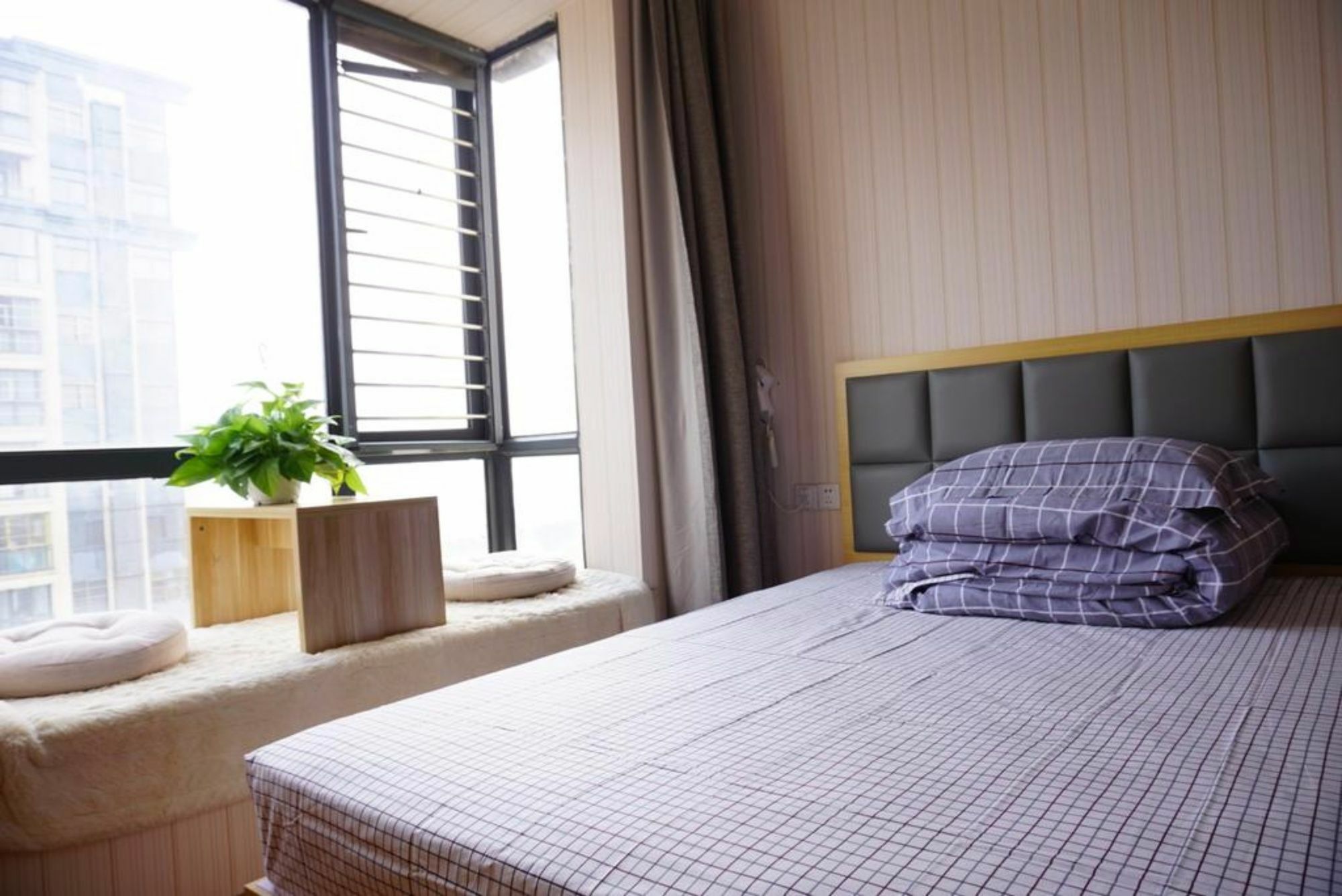 Huanlesong Youth Hostel ووهان المظهر الخارجي الصورة